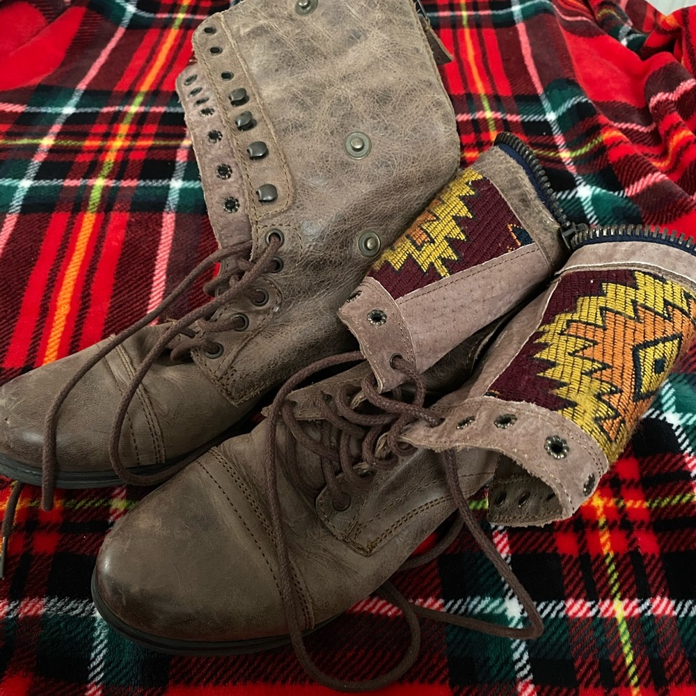 Lace up boots